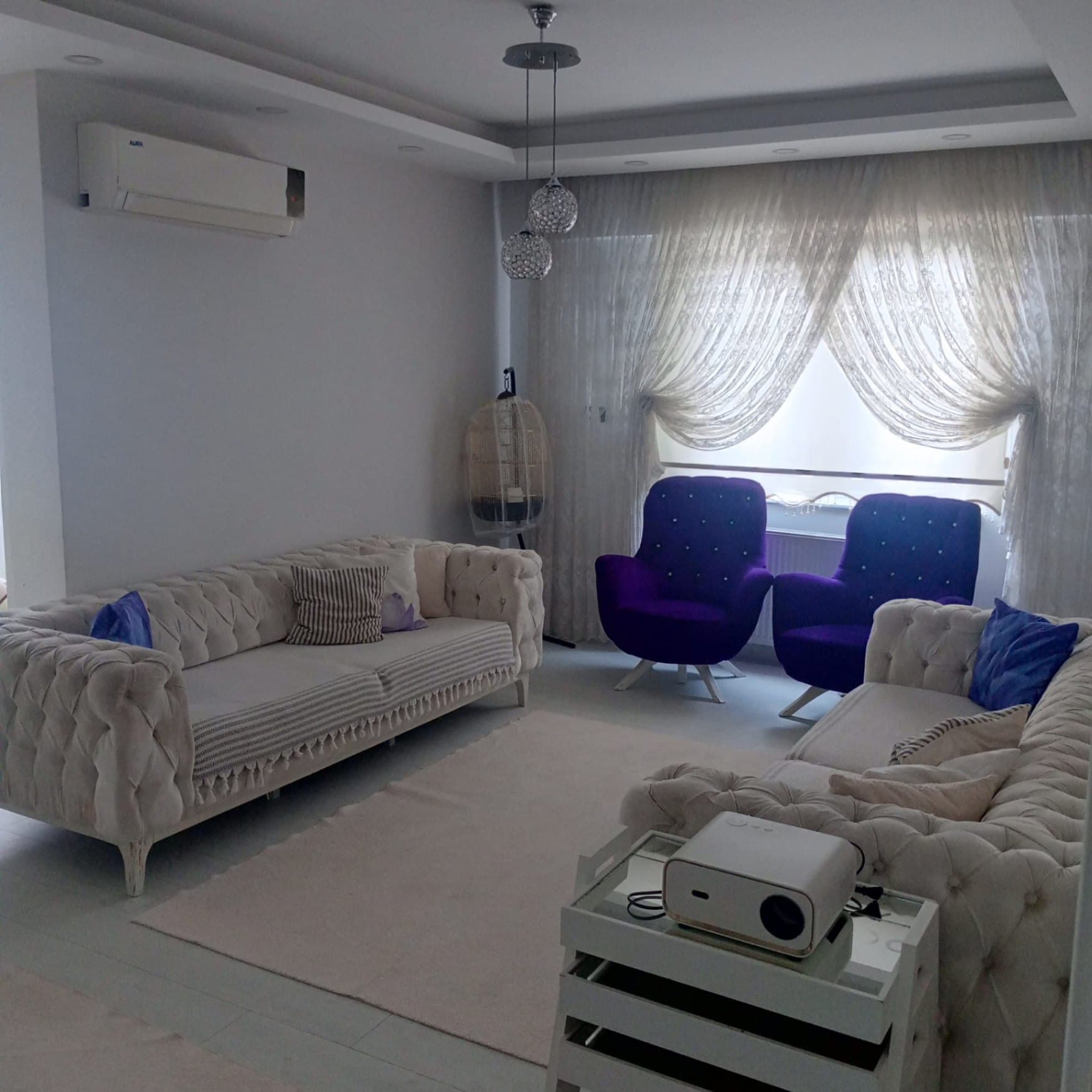 ANTALYA MURATPAŞA CUMHURİYET MAHALLESİNDE EŞYALI SATILIK DAİRE