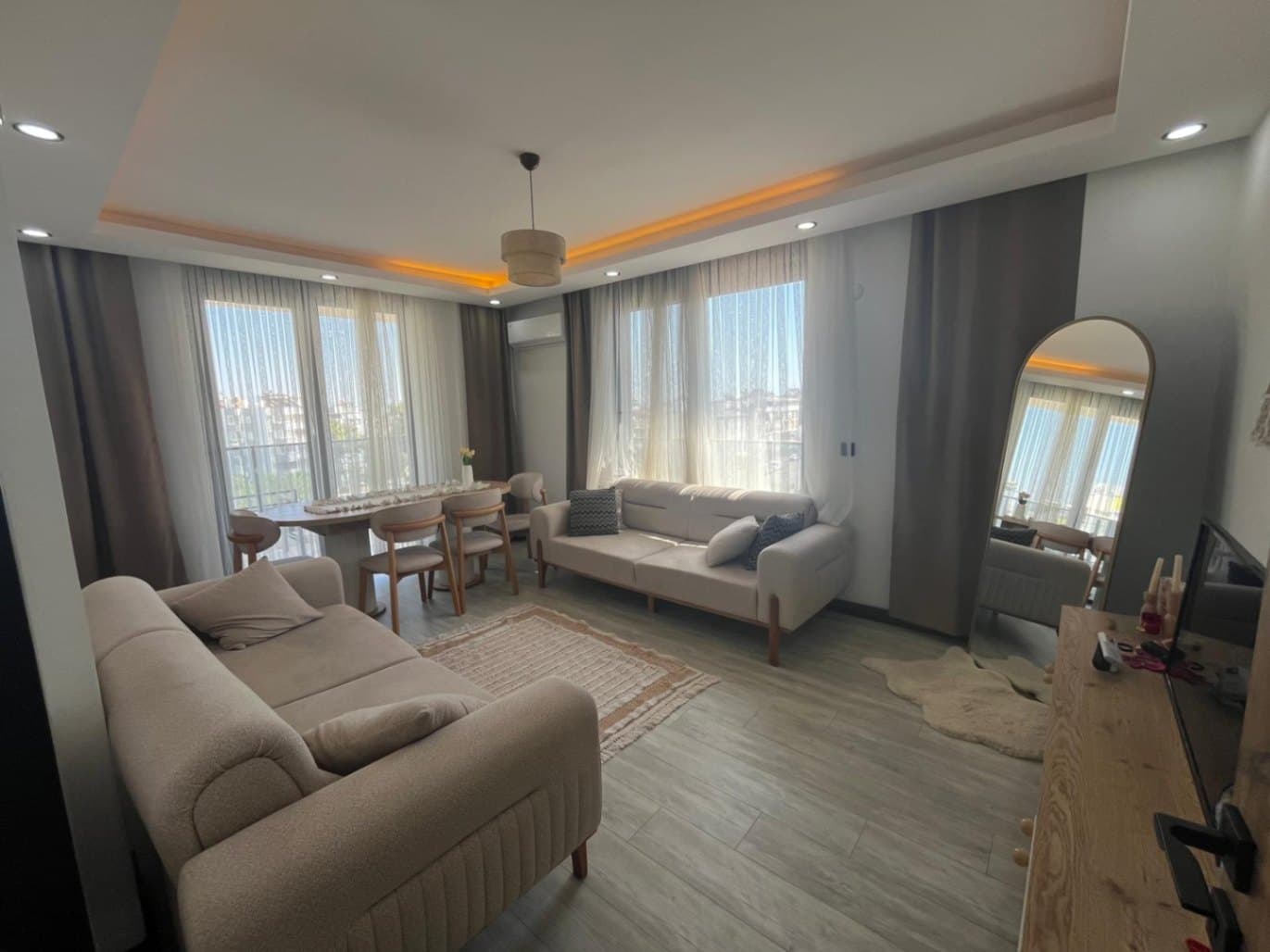 Antalya Kepez de geniş 2+1 daire