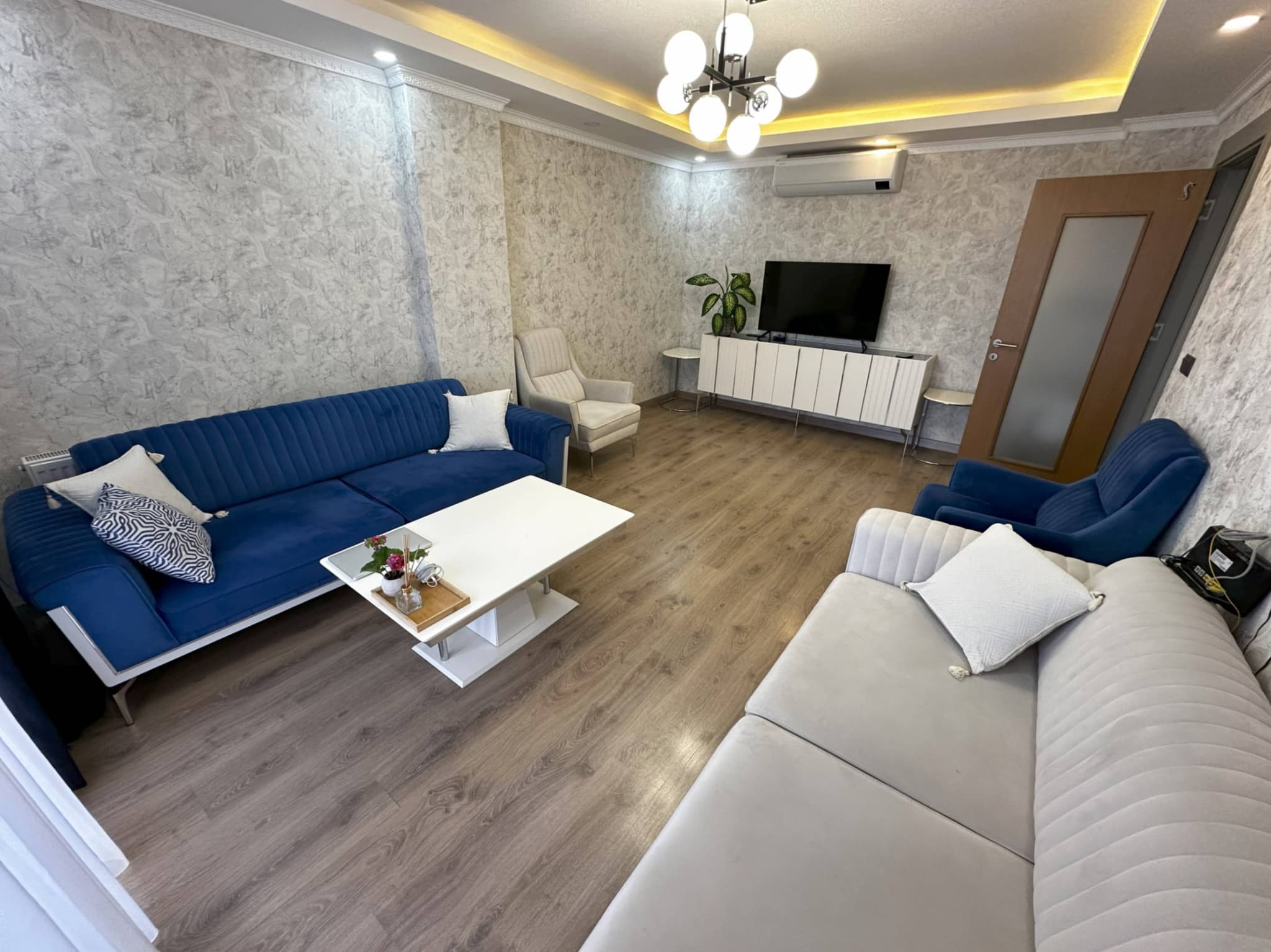 RENGİ ANTALYA 2+1 SATILIK DAIRE
