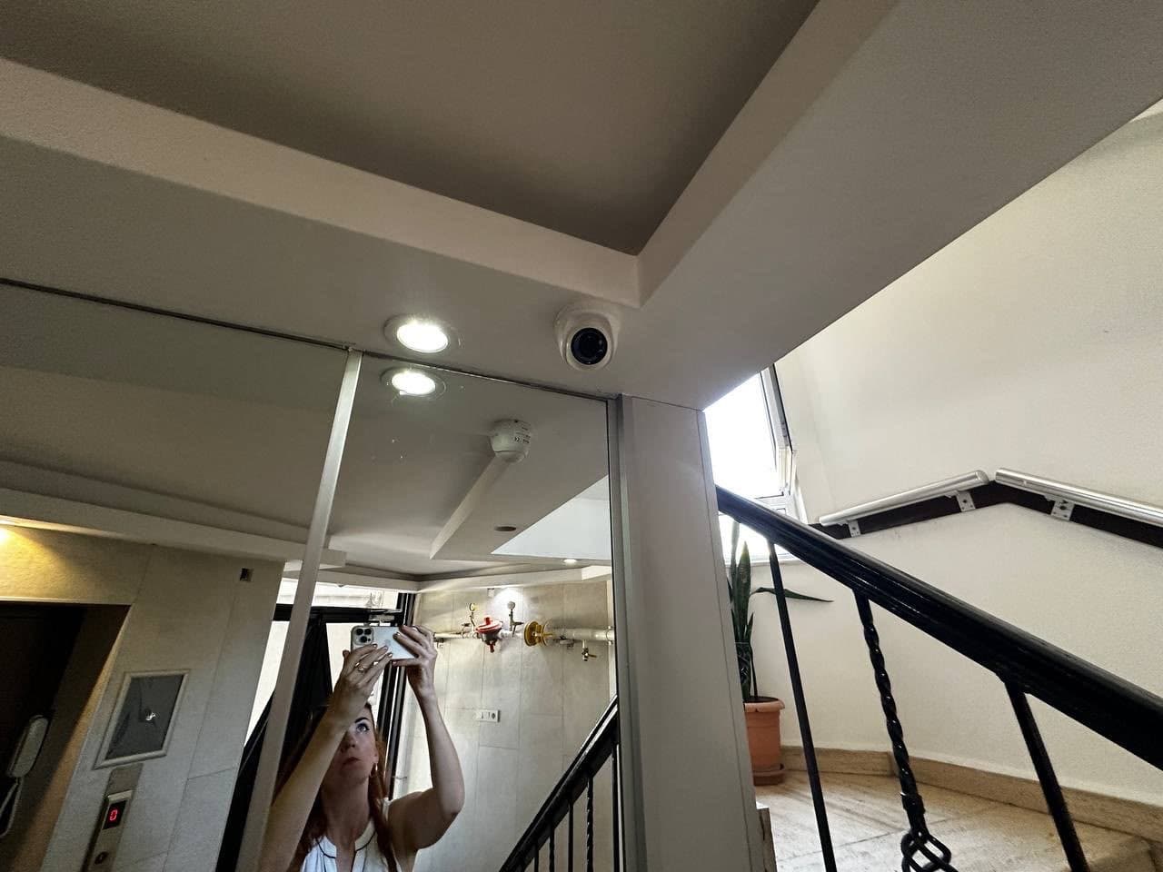 ANTALYA LARA'DA GENİŞ SATILIK DAİRE