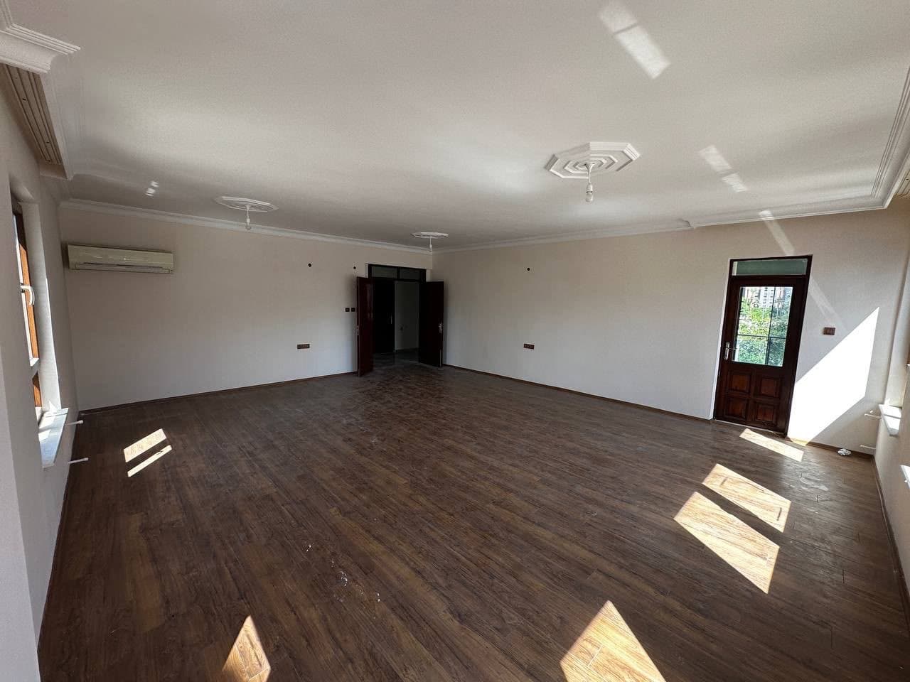 ANTALYA LARA'DA GENİŞ SATILIK DAİRE