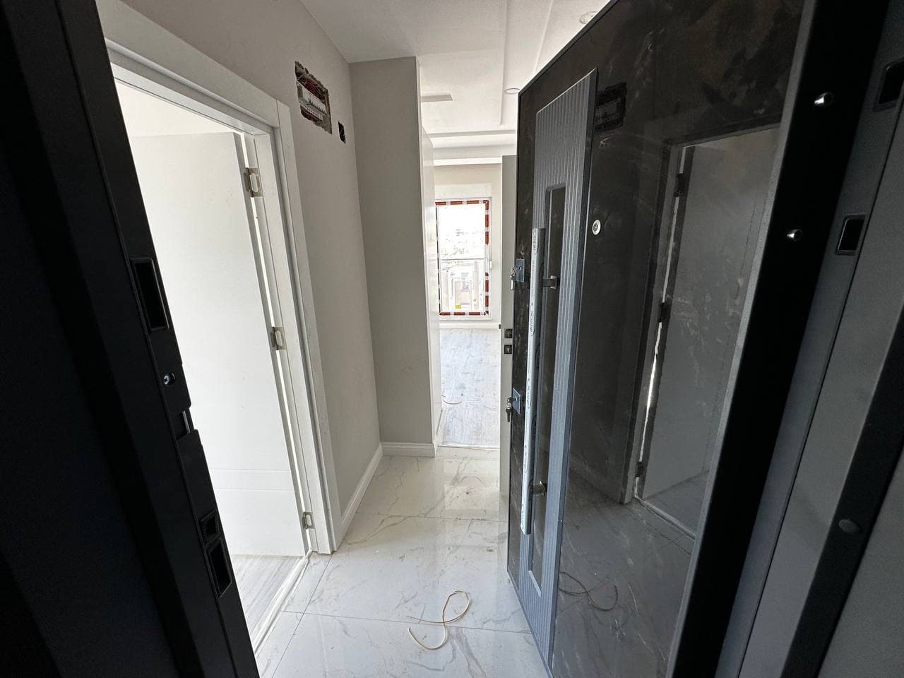 ÇARŞIDA SATILIK SIFIR BİNA