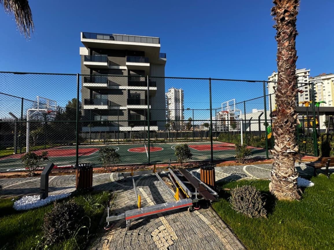 KAPALI OTOPARLI FULL ÖZELLİKLERDE 2+1 SATILIK DAİRE