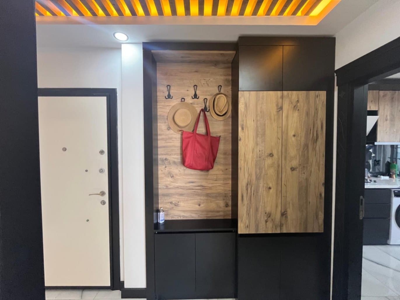 Antalya Kepez de geniş 2+1 daire