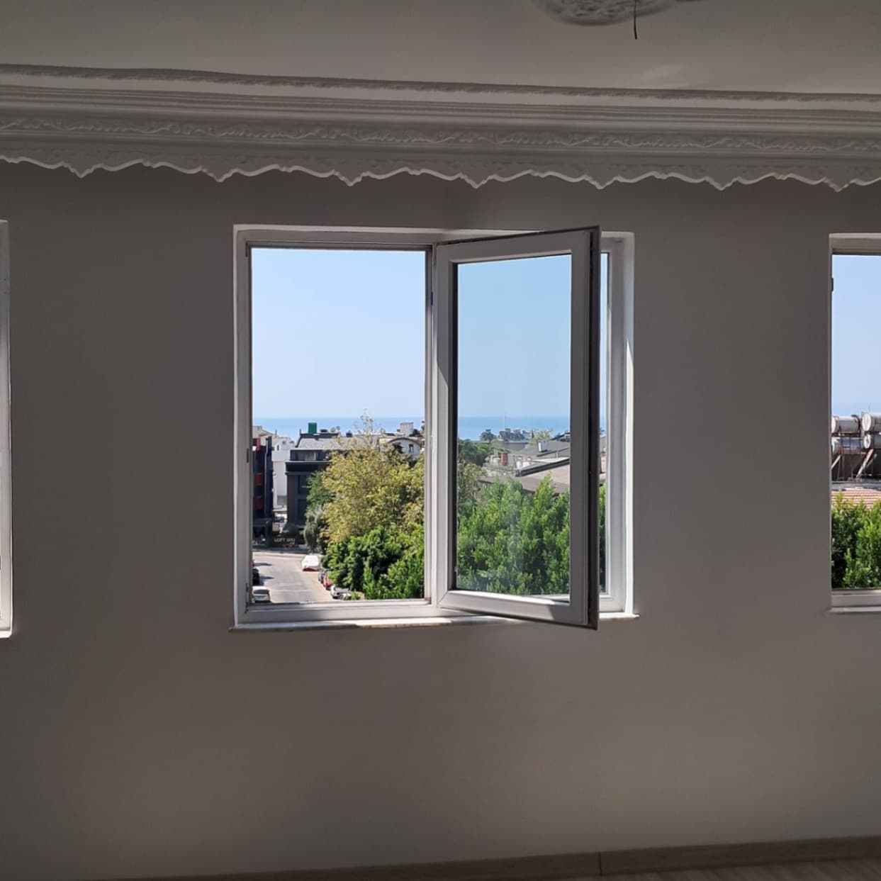 Kısmi deniz manzaralı Merkezi konumda 3+1 kiralık 