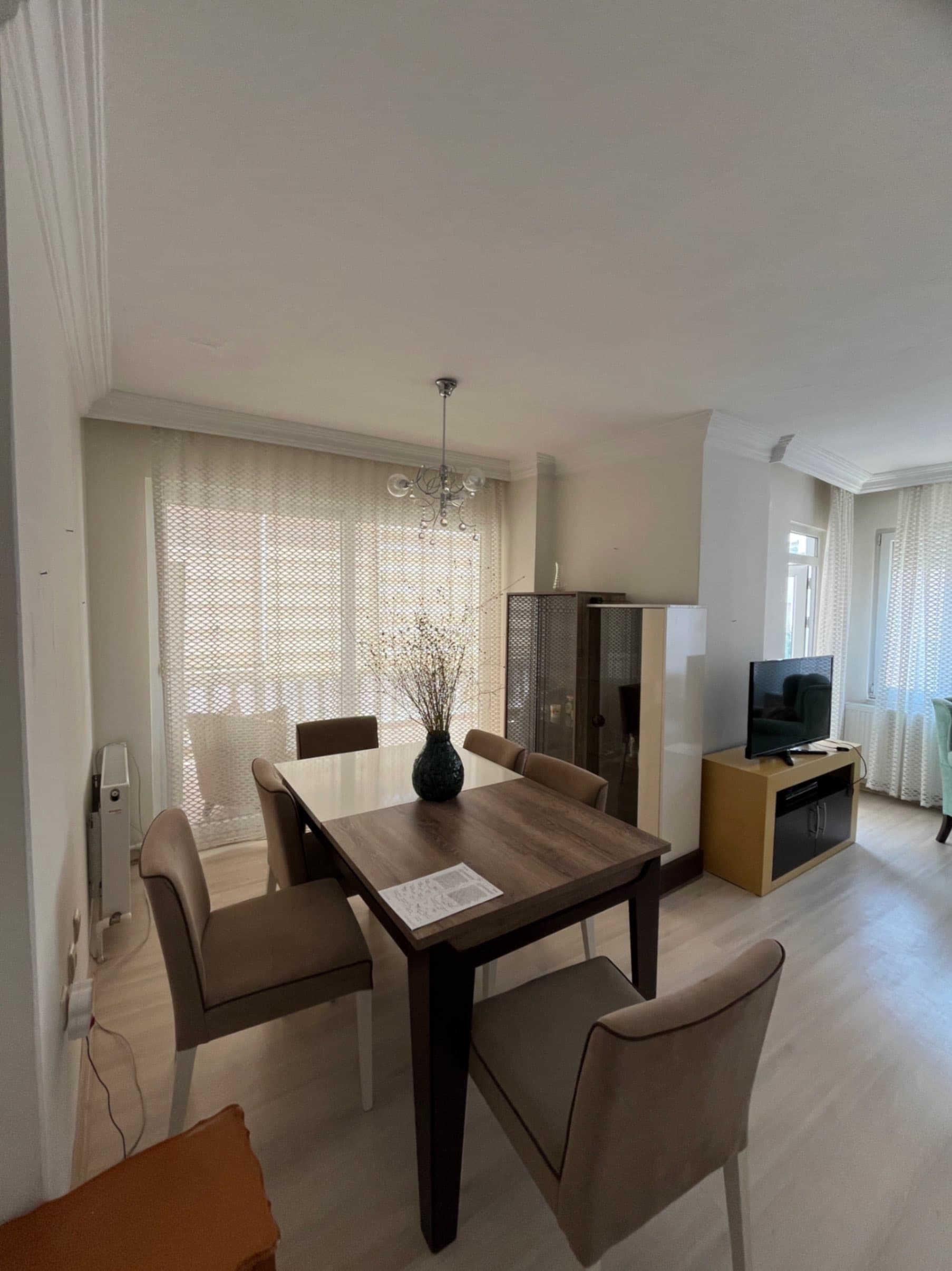 Plaja 100 m mesafedeEşyalı 2+1daire 