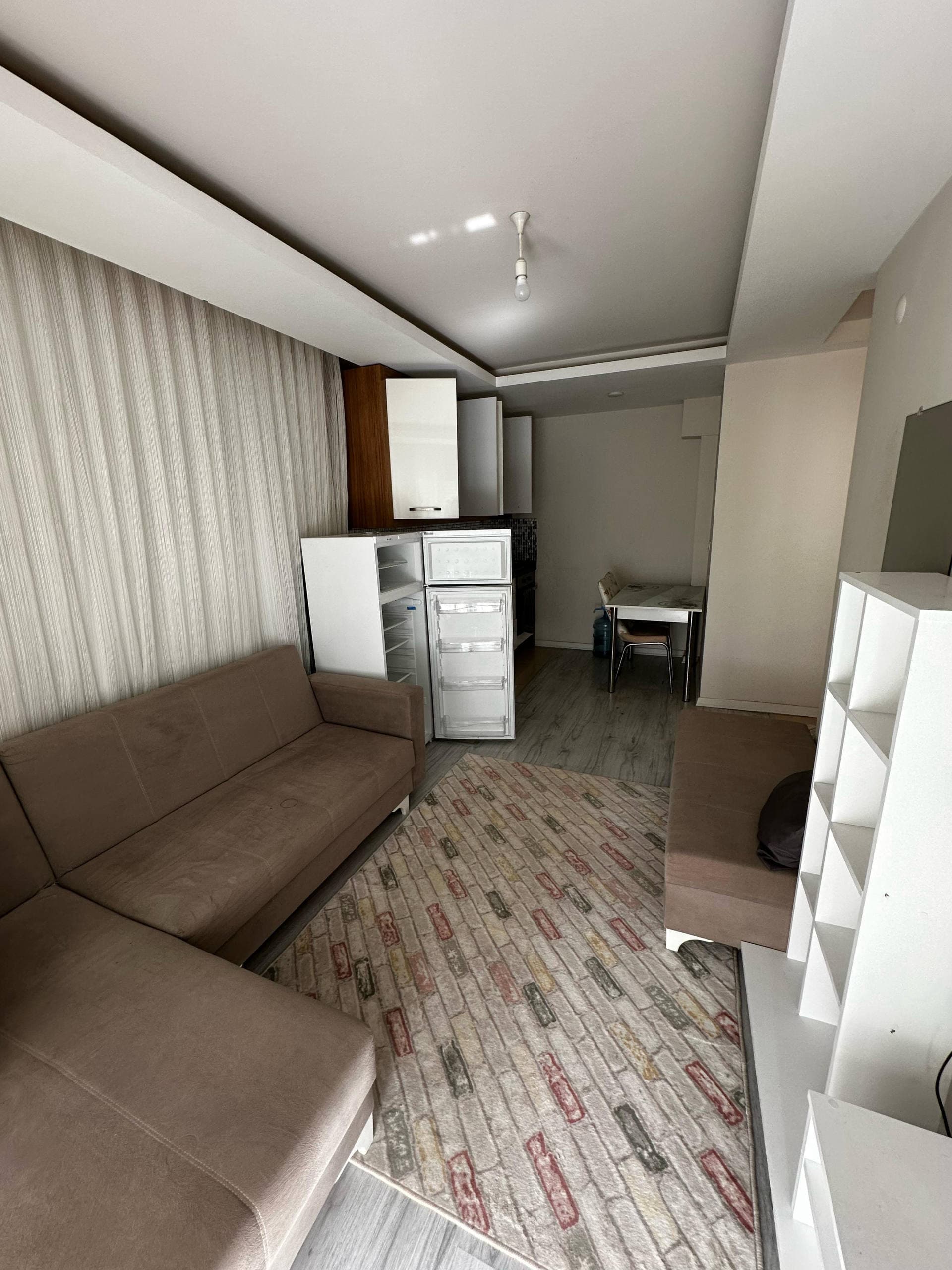 ANTALYA LARA GÜZEOBADA SATILIK 1+1 DAİRE