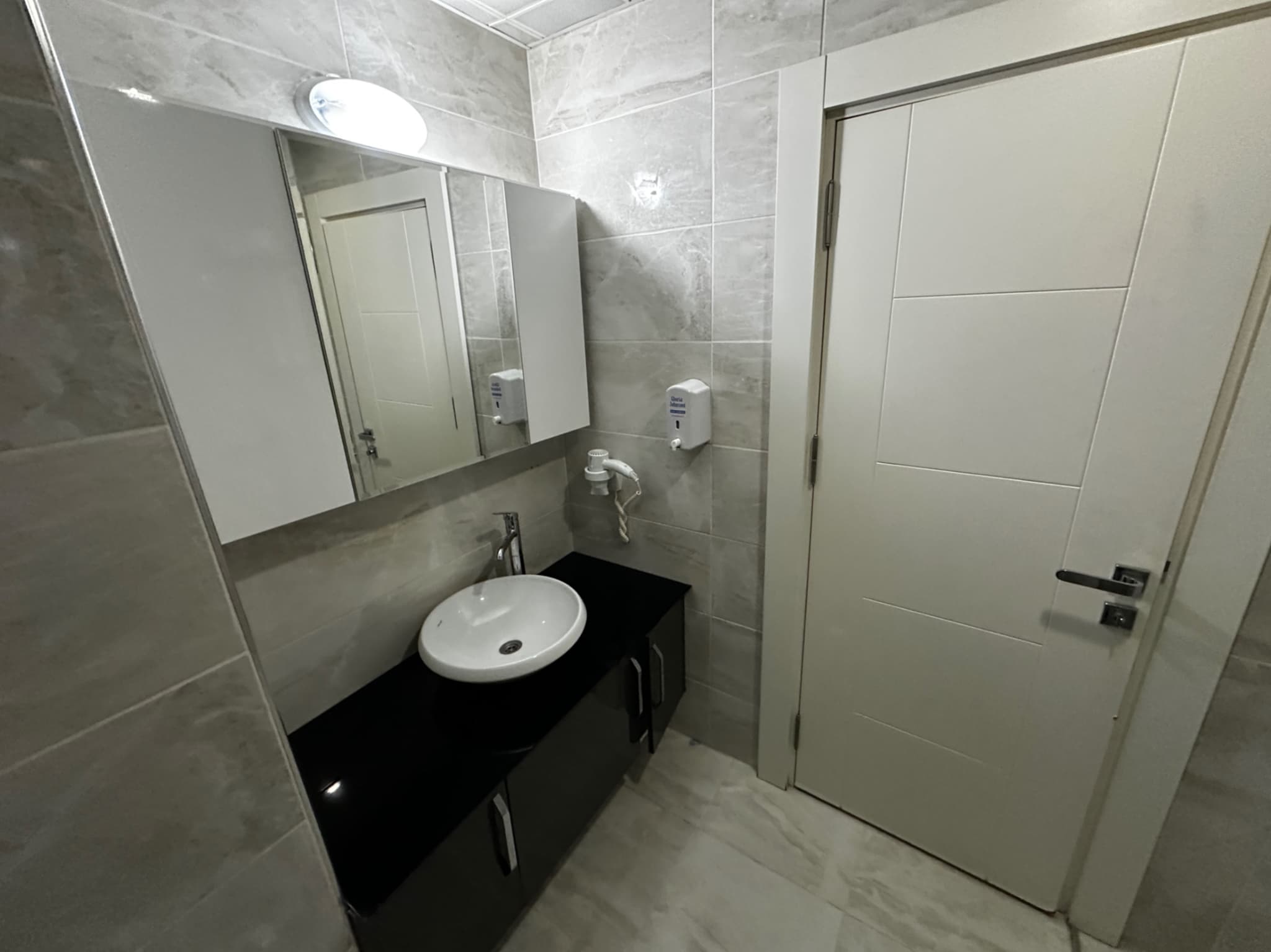 SATILIK DENİZE YAKIN OTEL