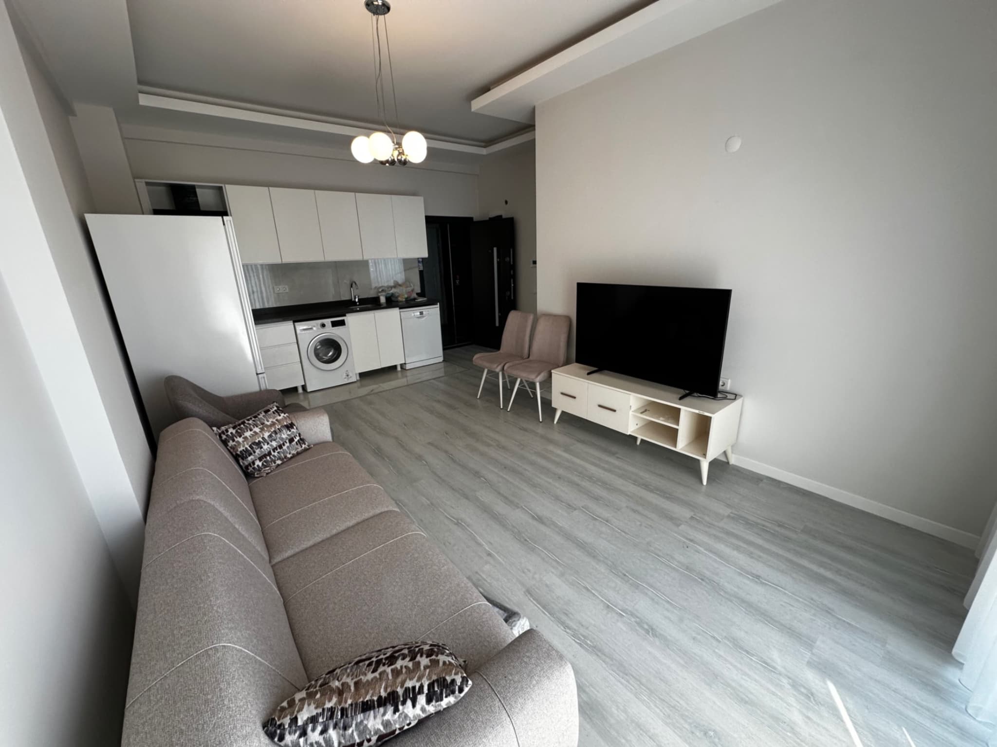 SIFIR EŞYALI 1+1 KİRALIK AKSU ALTINTAŞ