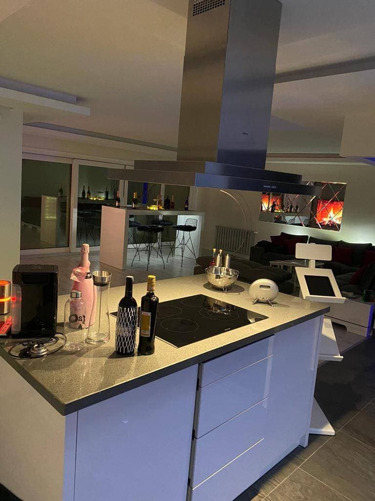 Deniz Kenarında 170 m² Lüks Daire | Luxuswohnung am Meer – 170 m²"