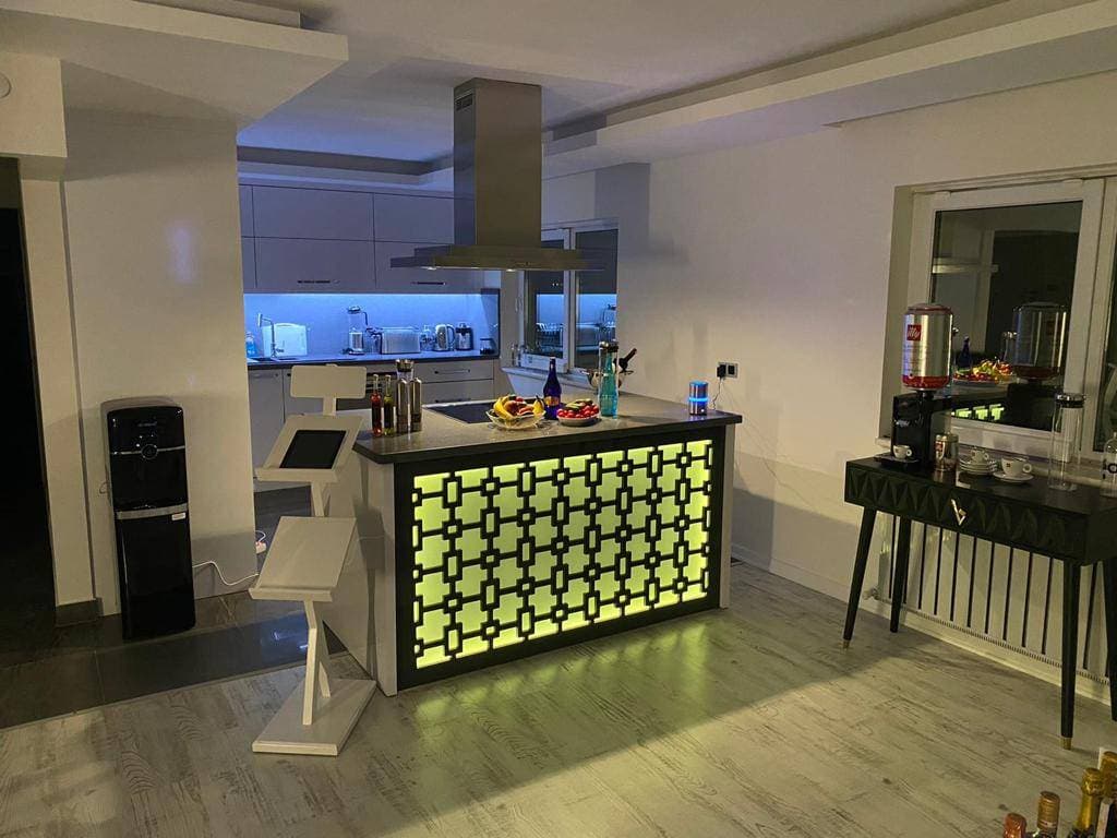 Deniz Kenarında 170 m² Lüks Daire | Luxuswohnung am Meer – 170 m²"