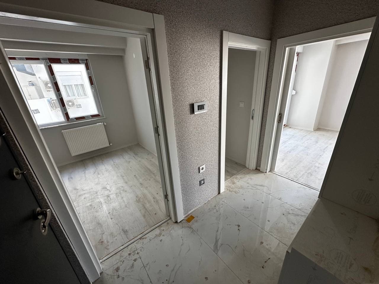 SIFIR BİNADA SATILIK DOĞALGAZLI DAİRE