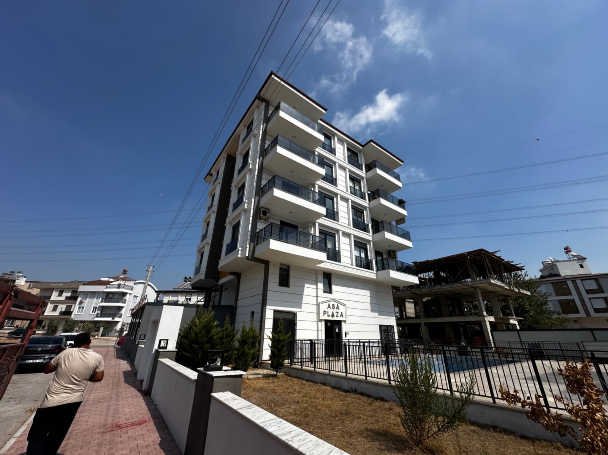 Sıfır binada KEPEZ SATILIK 1+1 iskanlı