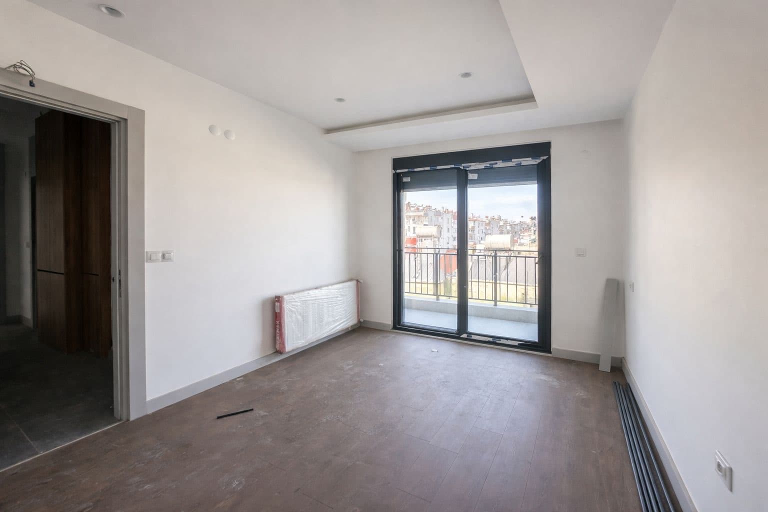 GENÇLİK MAHALLESİNDE SATILIK 3+1 DAİRE