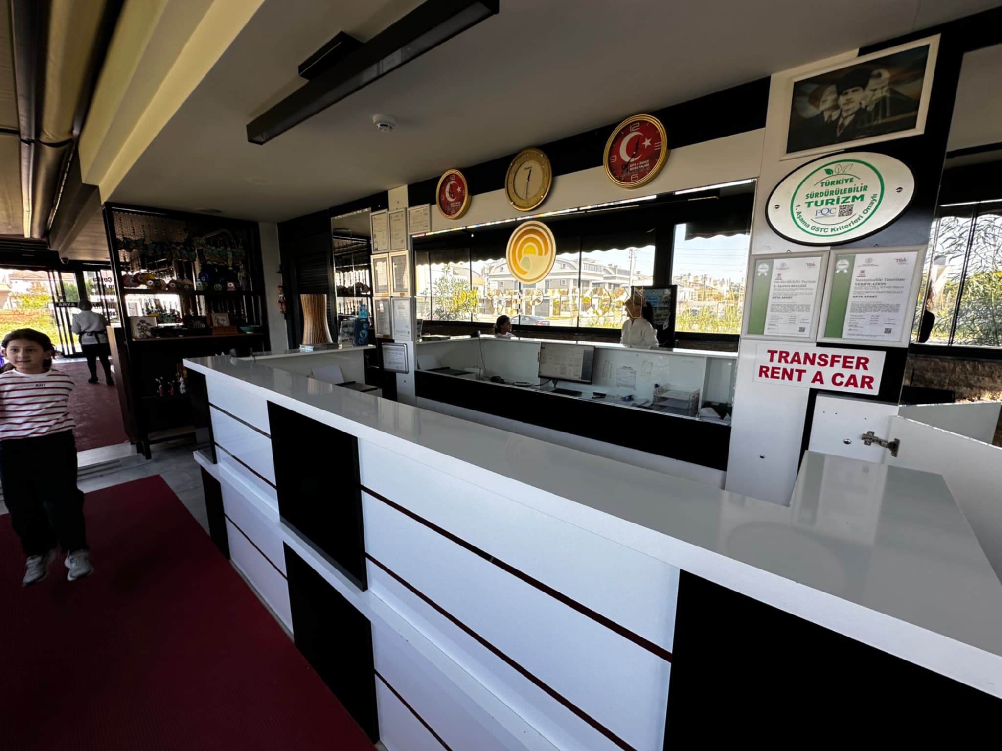 SATILIK DENİZE YAKIN OTEL