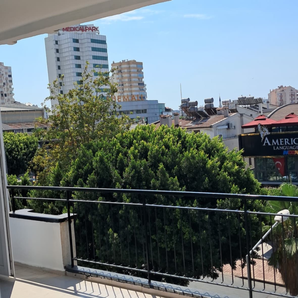 Kısmi deniz manzaralı Merkezi konumda 3+1 kiralık 