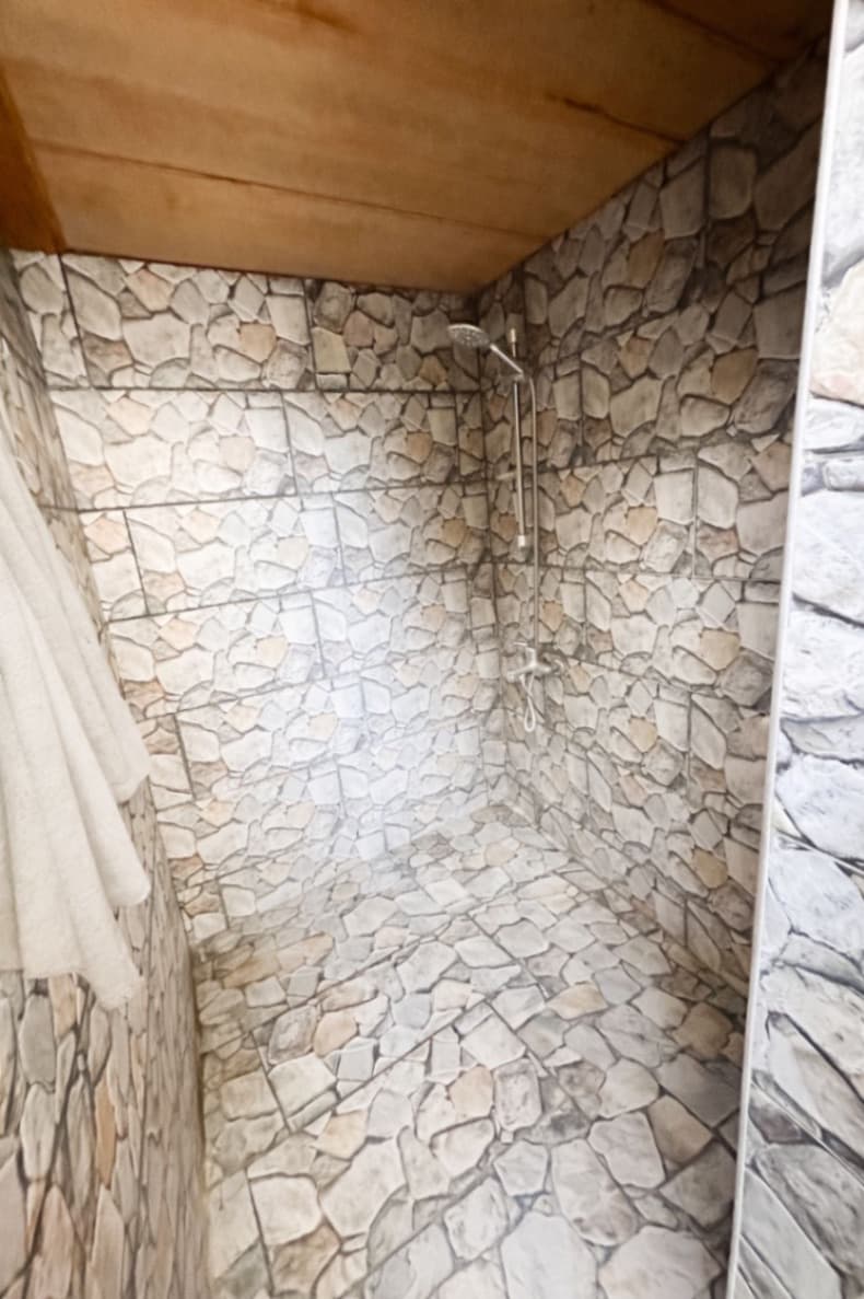 Boğazkent'te Denize 250 m 4+1 Villa