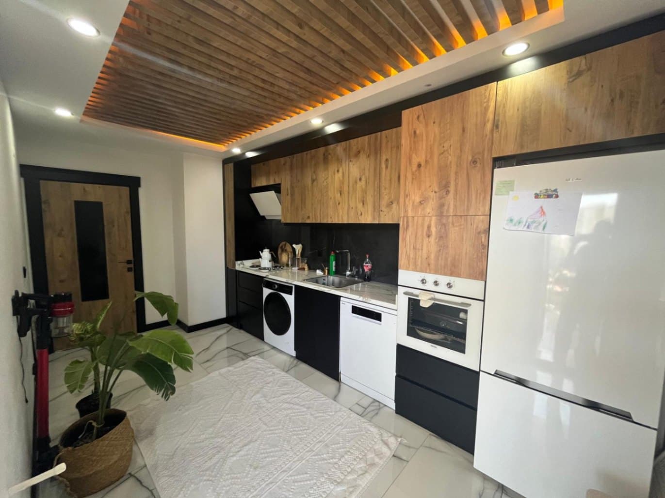 Antalya Kepez de geniş 2+1 daire