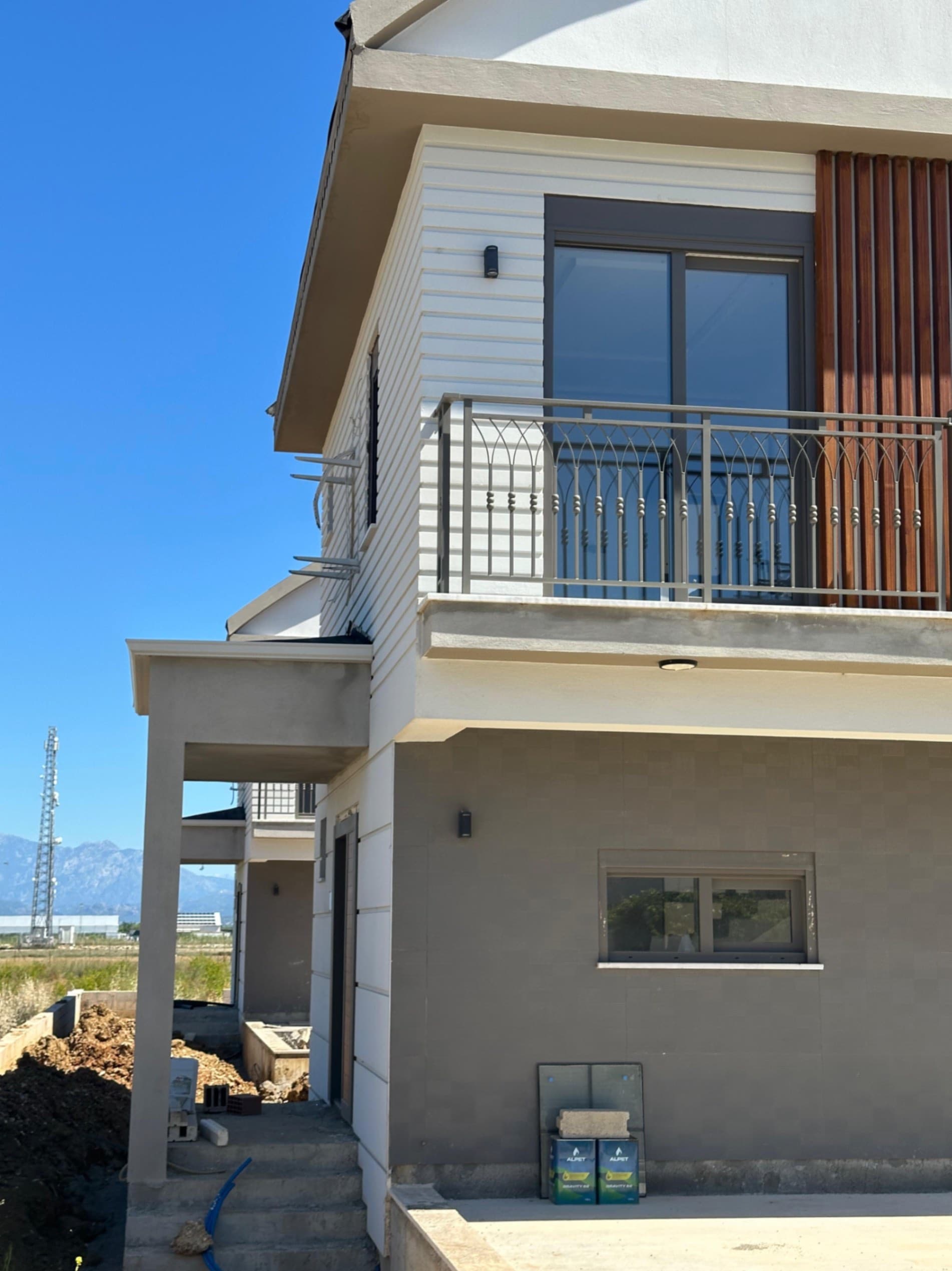 Serik/Boğazkent'te Denize 3 dk Sıfır Lüks Villa