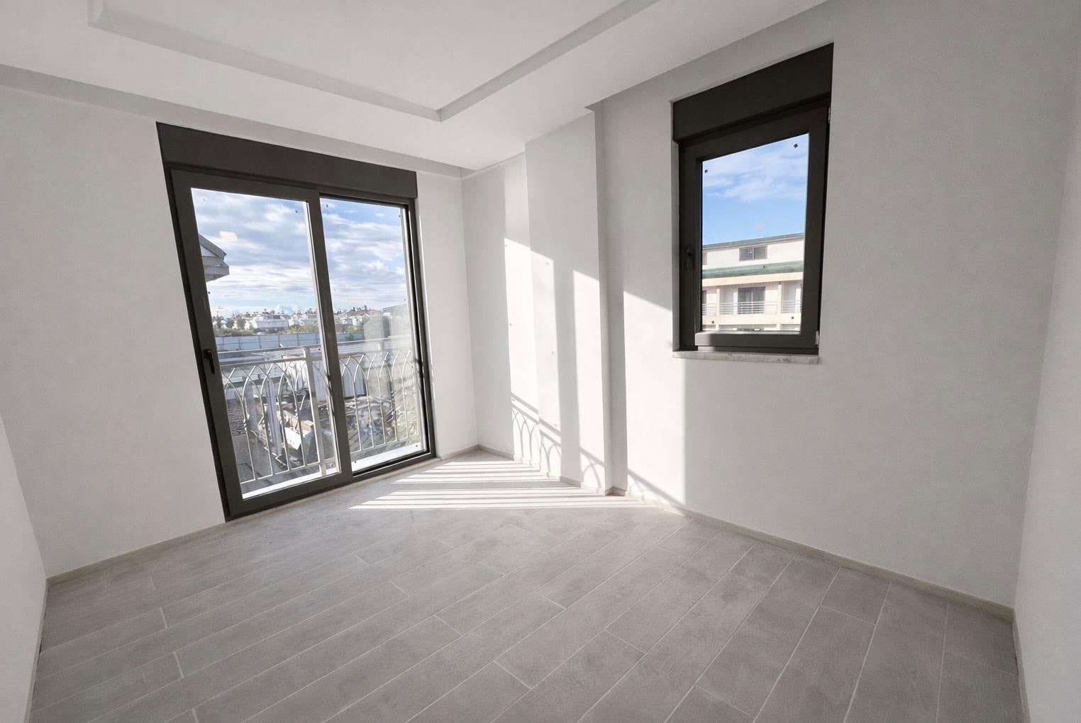 Serik/Boğazkent'te Denize 3 dk Sıfır Lüks Villa