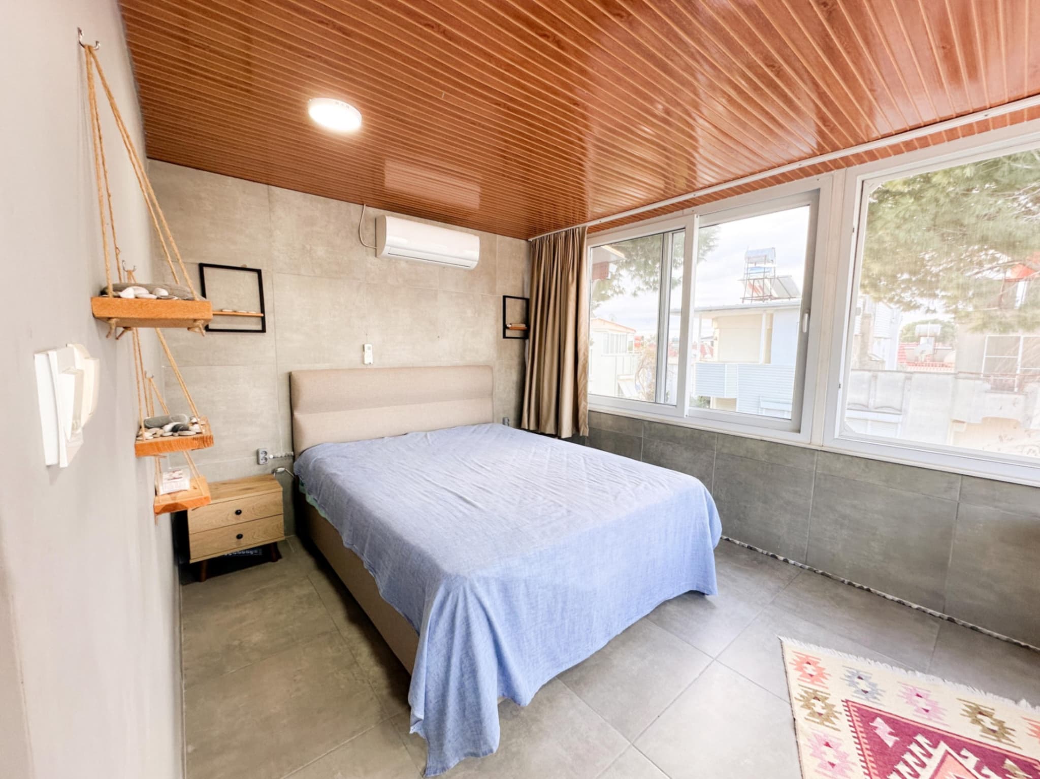 Boğazkent'te Denize 250 m 4+1 Villa